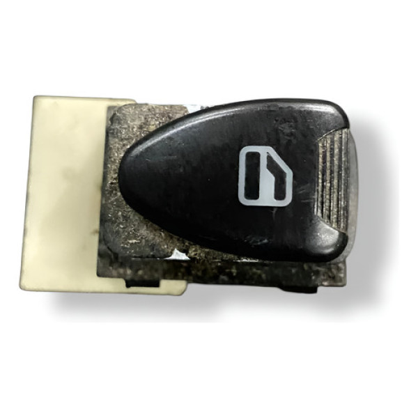 Botão Vidro Traseiro Direito Chery Qq 1.0 2015 S113746040ab