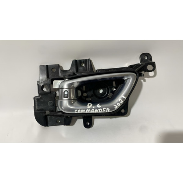 Maçaneta Interna Diant Esquerda Jeep Commander 2023 62733 Dianteira