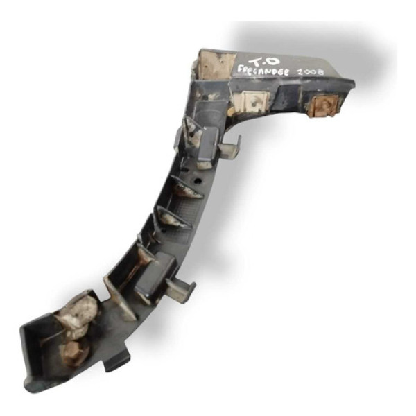 Guia Parachoque Traseiro Direito Freelander 2 2008 1682b