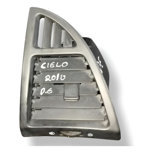 Difusor Ar Dianteiro Esquerdo Chery Cielo 2010 M115305071