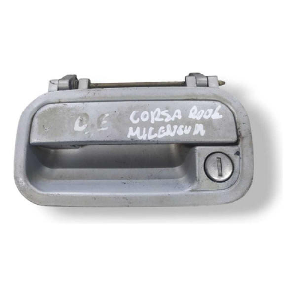 Maçaneta Externa Dianteira Esquerda Chevrolet Corsa 1.0 2001 Natural