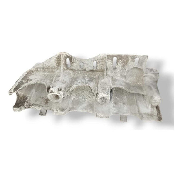 Suporte Coletor Admissão Renault Clio Sedan 2004 2005 2006