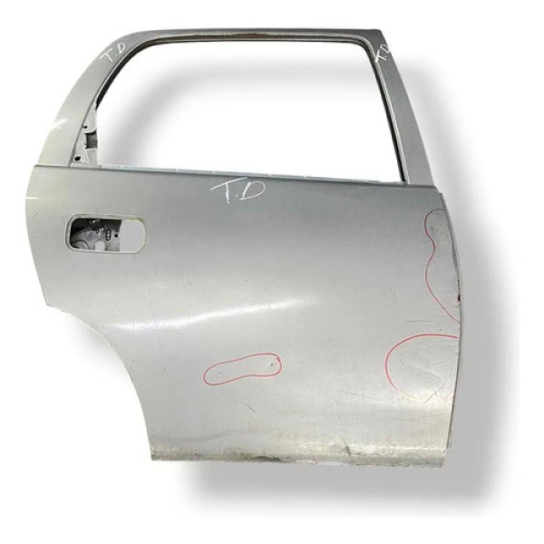 Porta Traseira Direita Chevrolet Corsa 06  2007 2008 Detalhe Traseira Direita Cinza