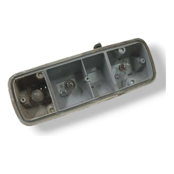 Carcaça Lanterna Traseira Vw Kombi 2008 Cliper 211945231.1 Cáqui