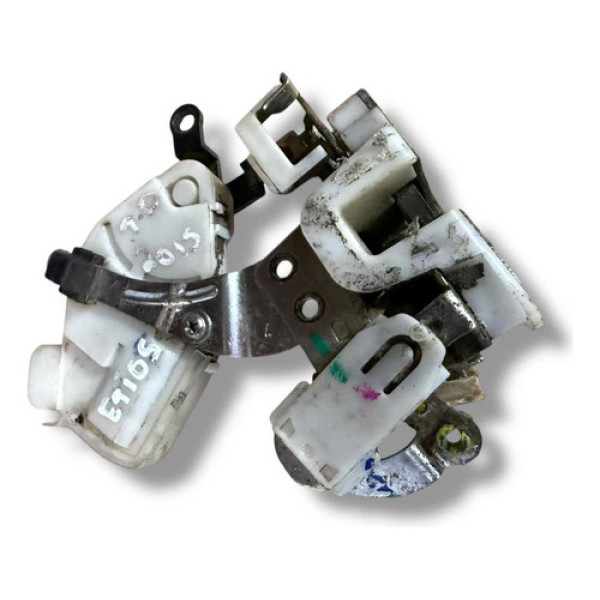 Fechadura Porta Traseira Direita Toyota Etios 2014/15/16/17