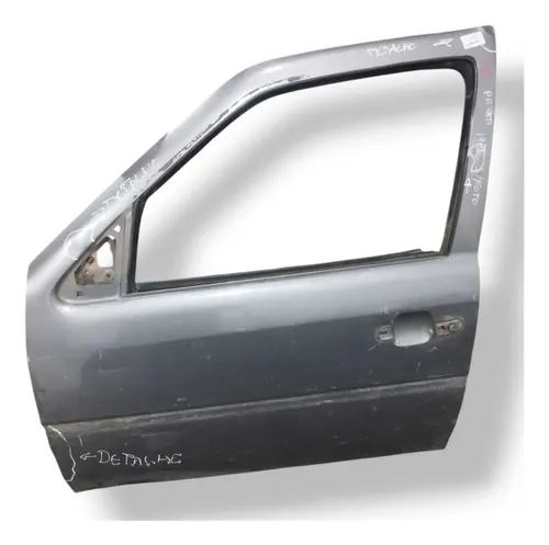 Porta Dianteira Esquerda Volkswagen Parati 1998 (detalhes) Dianteira Esquerda Prateado